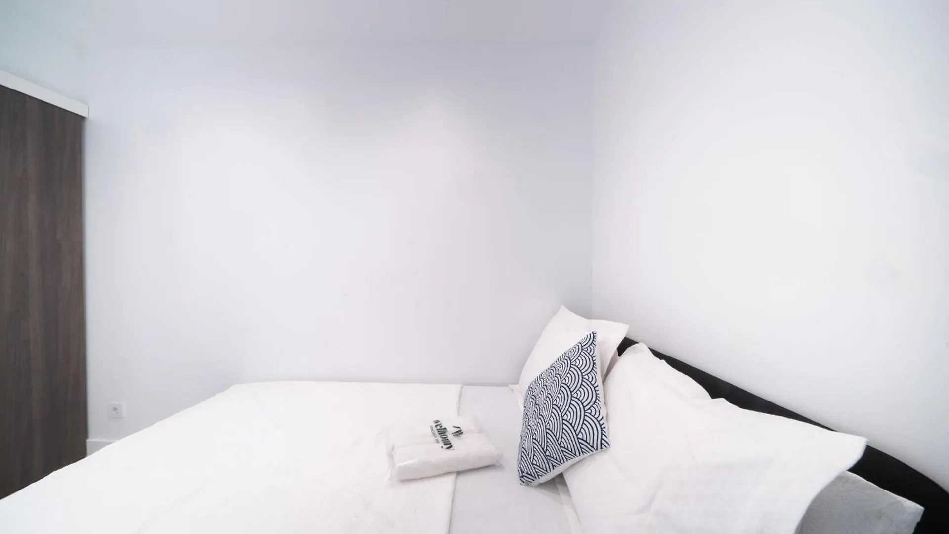 Wehostyou Apt Moderne Central Roses Colom 2A Apartman 0*,  Spanyolország