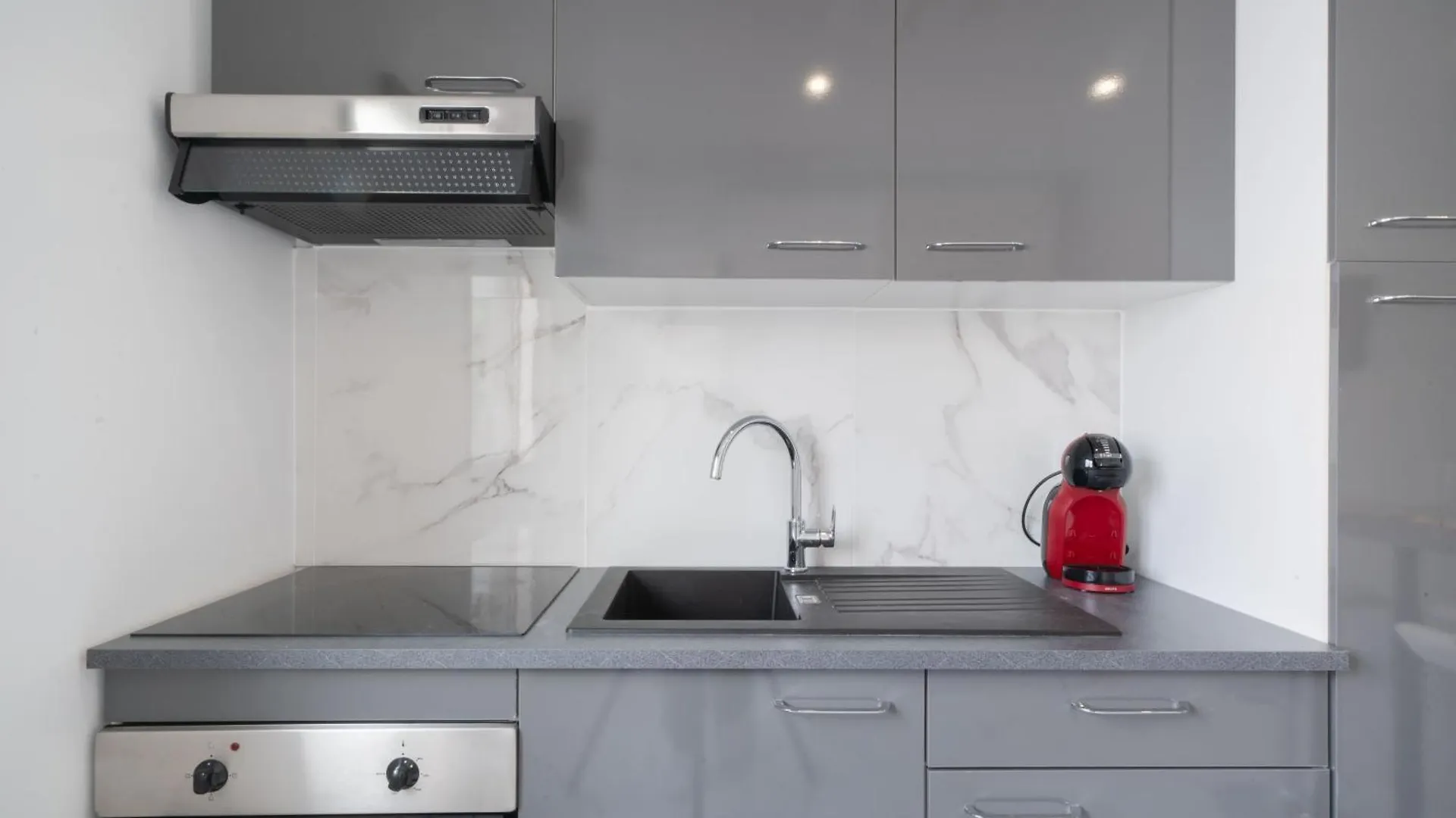 Wehostyou Apt Moderne Central Roses Colom 2A Apartman Spanyolország